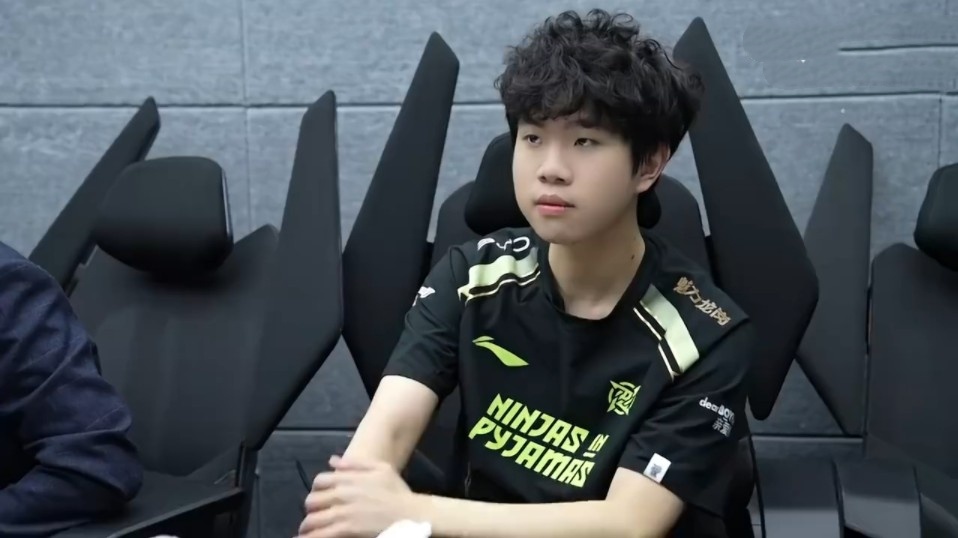 pain 替换 aurora 在 BLAST Open London 2025