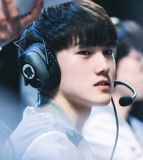 eStar新体系逐渐成型，下赛季看好他们能夺冠