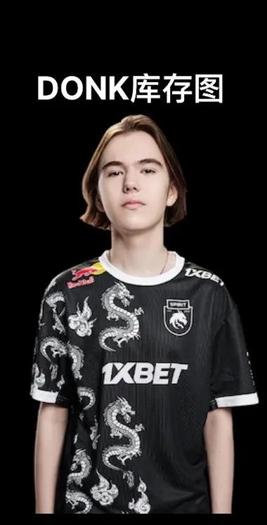 LEC赛区爆料人LEC_Wooloo在个人社交平台透露，LEC选手们的最低工资是6万欧每年